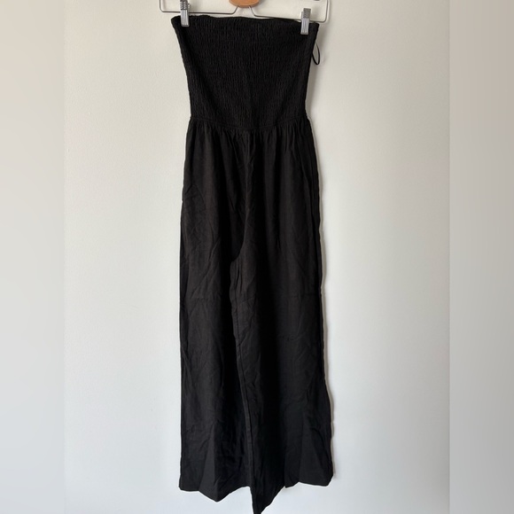 DYNAMITE Linen Black Strapless Jumpsuit - Picture 5 of 7